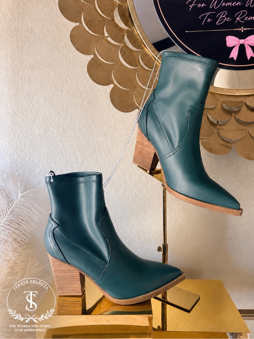 NWT Altar’d State Teal/Green Ankle Boots Block Heel Size 8.5